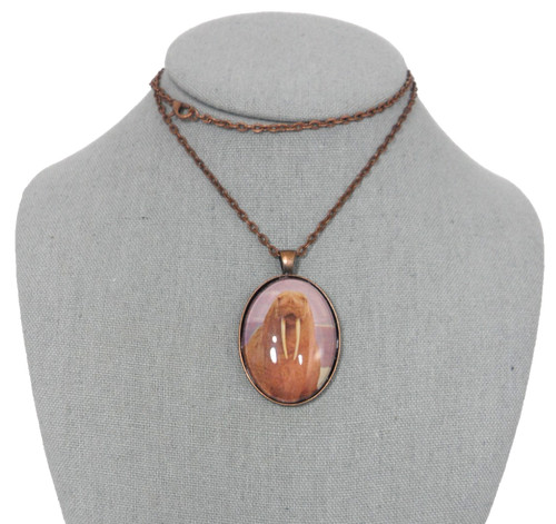 Vtg walrus portrait pendant - vtg,